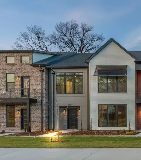 1317 Rebecca Johns Dr, Murfreesboro, TN 37128