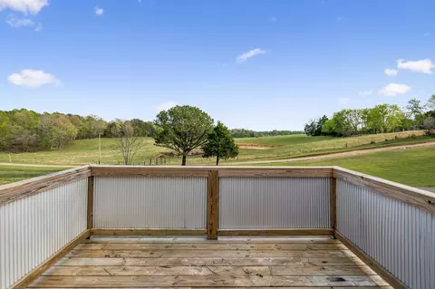 1033 Pollard Rd, Walling, TN 38587 photo 6
