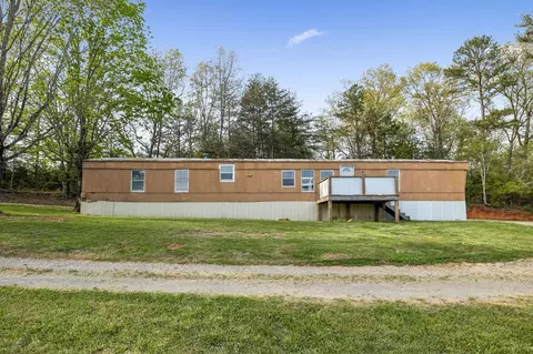 1033 Pollard Rd, Walling, TN 38587 photo 3