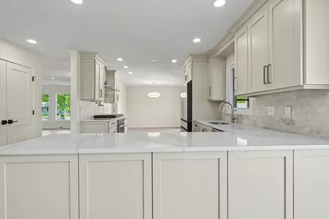 Kitchen - 1707 Berkeley St, Murfreesboro, TN 37129 photo 6 of 7