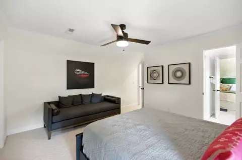 Bedroom - 208 Loop Dr, Winchester, TN 37398 photo 5 of 11
