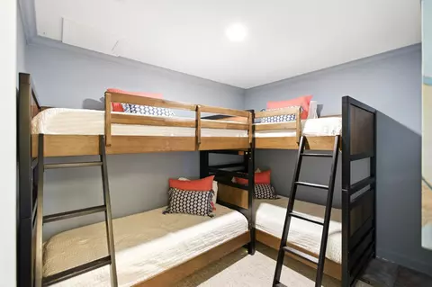 Bedroom - 208 Loop Dr, Winchester, TN 37398 photo 9 of 11