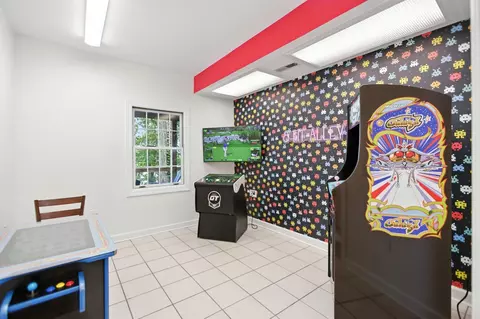 Other - 208 Loop Dr, Winchester, TN 37398 photo 8 of 10
