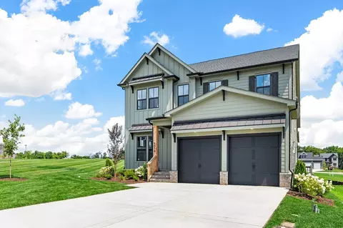 5428 Acre Trl E, Thompsons Station, TN 37179