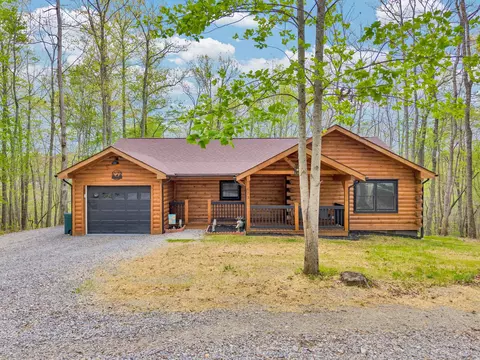 Exterior - 673 Arrowhead Rd, Moss, TN 38575 photo 2 of 7