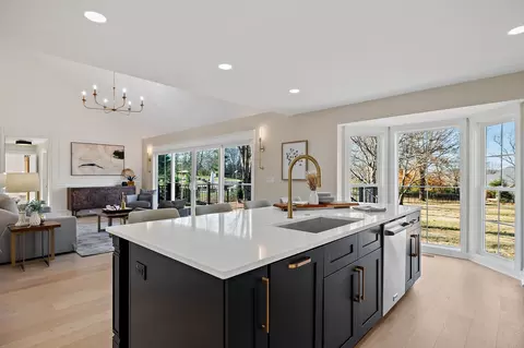 1114 Chickasaw Dr, Brentwood, TN 37027