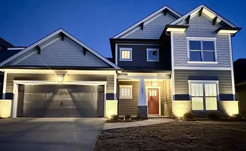 2580 Blue Skies Dr, Ooltewah, TN 37363