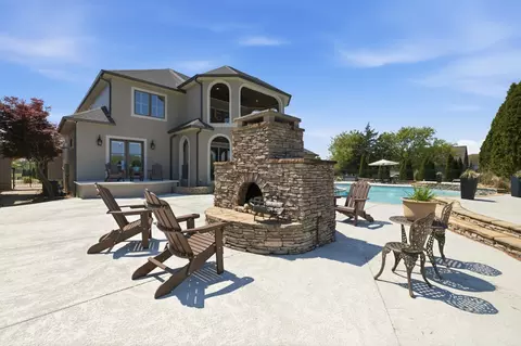 Exterior - 4606 Shores Rd, Murfreesboro, TN 37128 photo 6 of 10