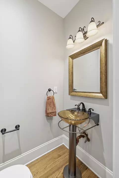 Bath - 4606 Shores Rd, Murfreesboro, TN 37128 photo 7 of 8
