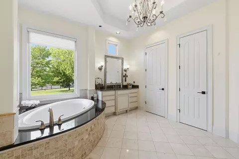 Bath - 4606 Shores Rd, Murfreesboro, TN 37128 photo 3 of 8