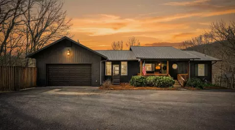 929 Old Casey Cove Rd, Smithville, TN 37166