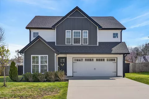 121 Schroer Rd, Clarksville, TN 37042