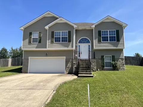 1448 Mutual Dr, Clarksville, TN 37042