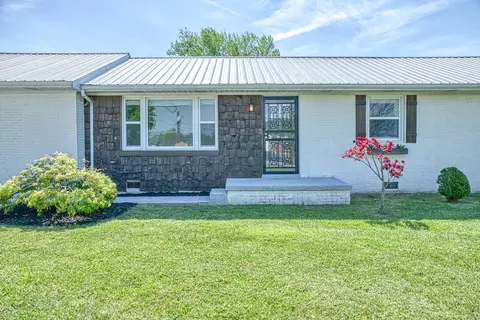 858 Greenland Ave, Cookeville, TN 38501