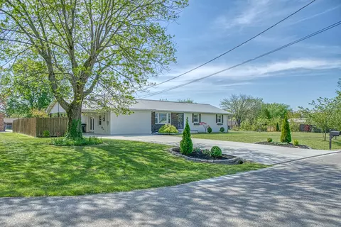 858 Greenland Ave, Cookeville, TN 38501