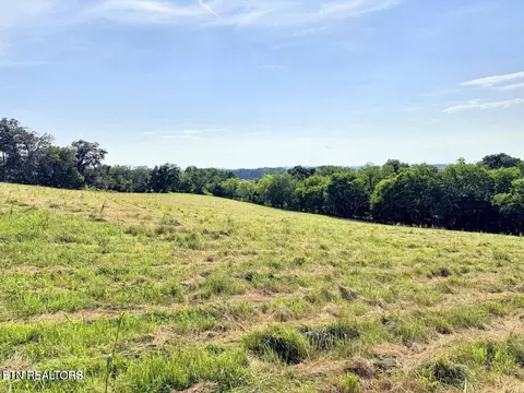 1 Stone Ln, Maryville, TN 37801