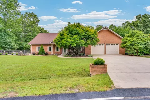 1005 Riverwatch Trce, Sparta, TN 38583