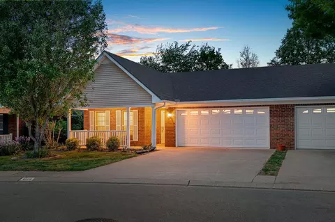 520 Forest Glen Cir, Murfreesboro, TN 37128