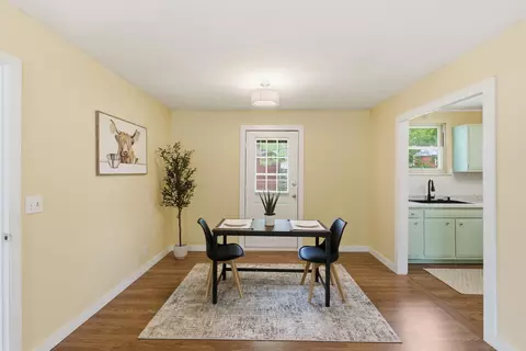 Dining - 113 Mae Cir, Dickson, TN 37055 photo 1 of 1