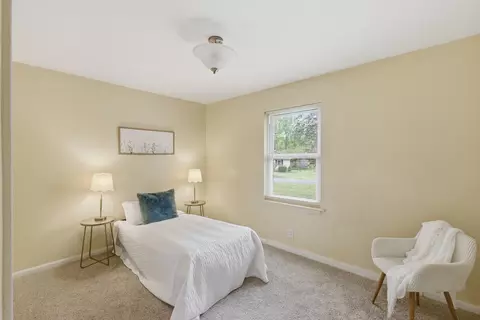 Bedroom - 113 Mae Cir, Dickson, TN 37055 photo 4 of 7