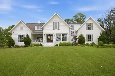9028 Forest Lawn Dr, Brentwood, TN 37027