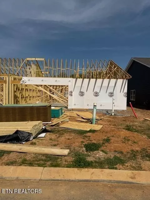 7334 Whispering Creek Ln, Powell, TN 37849