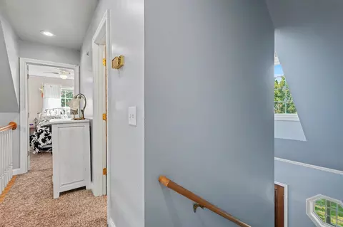 Entry Way - 3358 Hwy 52 E, Bethpage, TN 37022 photo 5 of 5