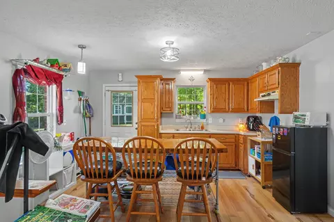 Kitchen - 3358 Hwy 52 E, Bethpage, TN 37022 photo 6 of 7