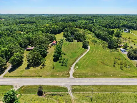View/Area - 3358 Hwy 52 E, Bethpage, TN 37022 photo 2 of 9