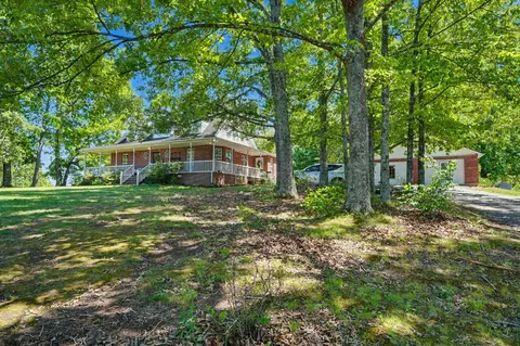 Exterior - 3358 Hwy 52 E, Bethpage, TN 37022 photo 3 of 11