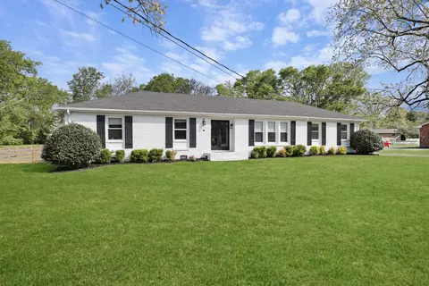 1136 Howell Dr, Franklin, TN 37069