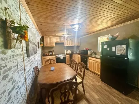 Kitchen - 1191 Swan Mill Rd, Morrison, TN 37357 photo 1 of 1