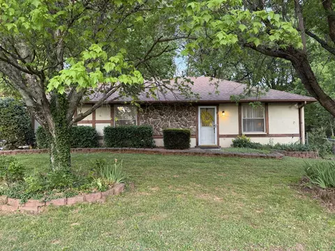 314 Pioneer Dr, Smyrna, TN 37167