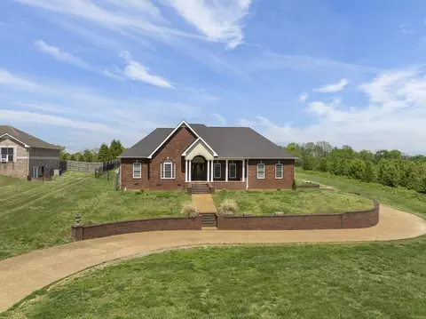 1815 Hartsville Pike, Gallatin, TN 37066