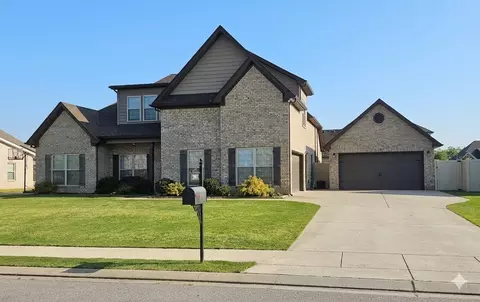 2911 Firerock Dr W, Murfreesboro, TN 37128