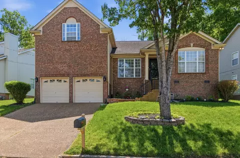 2965 Harbor Lights Dr, Nashville, TN 37217