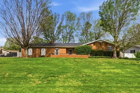 1117 Black Oak Ln, Hopkinsville, KY 42240