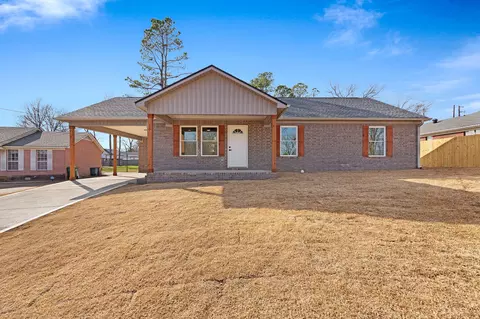 15 Riley Cv, Jackson, TN 38305