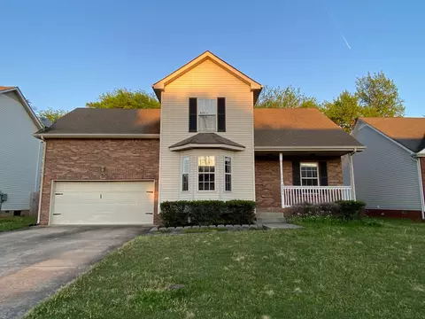 2525 Centerstone Cir, Clarksville, TN 37040