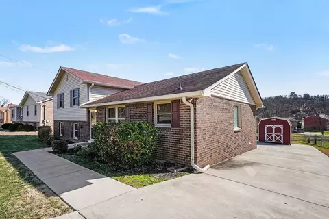 4313 Golden Hills Dr, Nashville, TN 37218