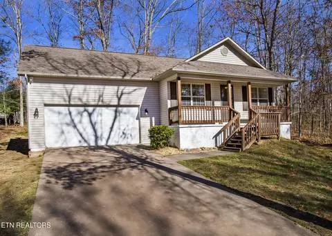 107 Ivy Ln, Crossville, TN 38558