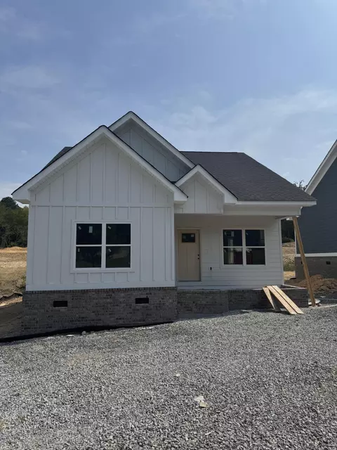 997 Mccann Dr SE, Cleveland, TN 37311