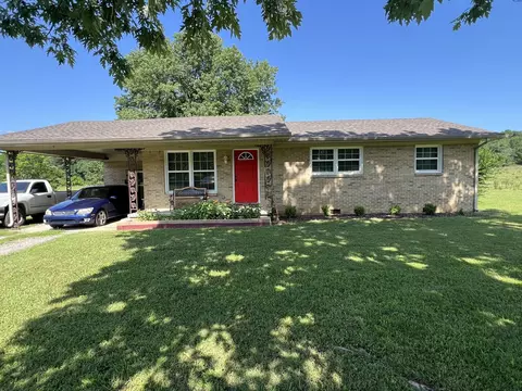 900 Vinta Mill Rd, Prospect, TN 38477