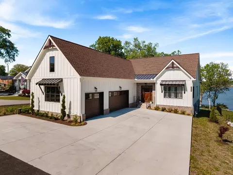 3005 Lakeshore Dr #A & B, Old Hickory, TN 37138