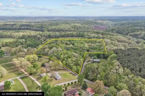 View/Area - 555 Parrish Ln, Mcewen, TN 37101 photo 6 of 16