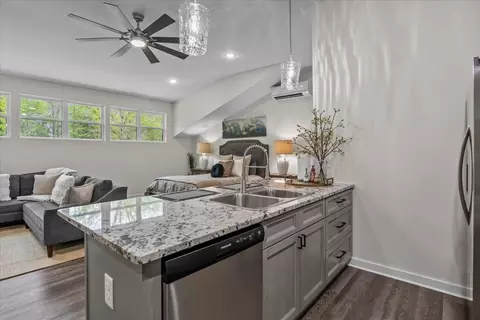 Kitchen - 555 Parrish Ln, Mcewen, TN 37101 photo 1 of 6