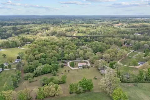 View/Area - 555 Parrish Ln, Mcewen, TN 37101 photo 15 of 16