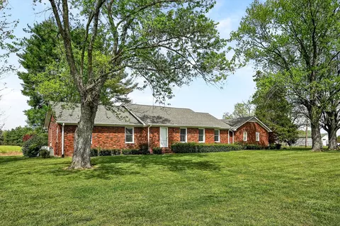 530 W Main St, Smithville, TN 37166