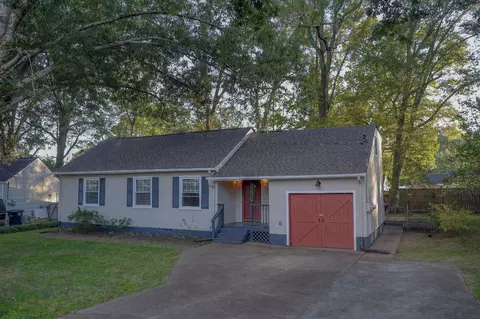 25 Woodard Cir, Chattanooga, TN 37412