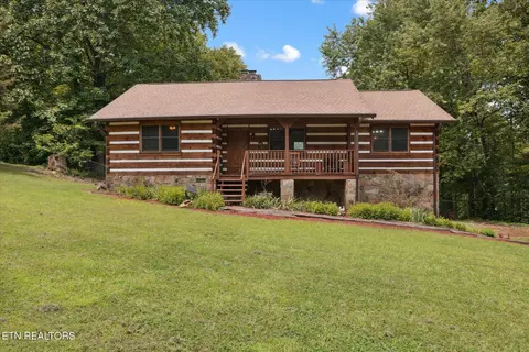 6605 Crescent Dr, Knoxville, TN 37920